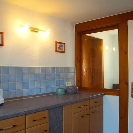 Vakantiehuis Reeddachhaus Mit Seeblick - Ruhe - Traumhafter Lage Am Selliner