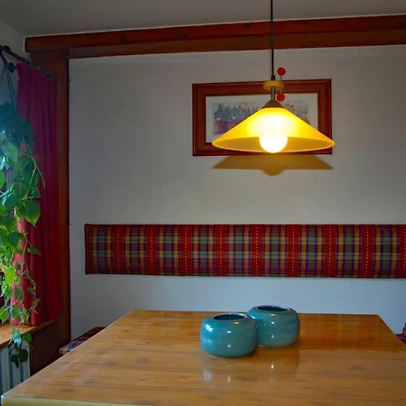 Reeddachhaus Mit Seeblick - Ruhe - Traumhafter Lage Am Selliner Vakantiehuis *