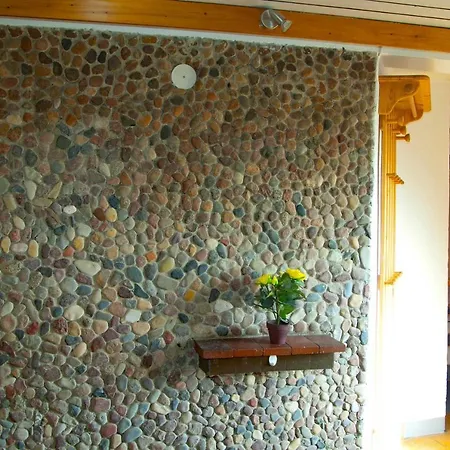 Reeddachhaus Mit Seeblick - Ruhe - Traumhafter Lage Am Selliner *