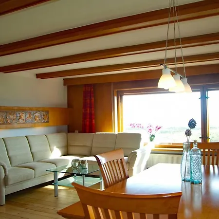 Reeddachhaus Mit Seeblick - Ruhe - Traumhafter Lage Am Selliner * Sellin (Rugen)