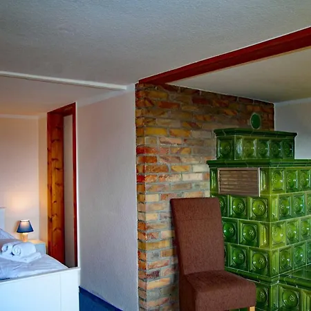 Reeddachhaus Mit Seeblick - Ruhe - Traumhafter Lage Am Selliner * Sellin (Rugen)