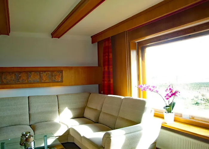 Ferienhaus Reeddachhaus Mit Seeblick - Ruhe - Traumhafter Lage Am Selliner Sellin (Rugen)