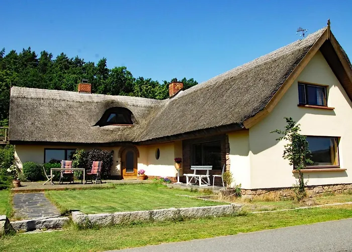 Ferienhaus Reeddachhaus Mit Seeblick - Ruhe - Traumhafter Lage Am Selliner