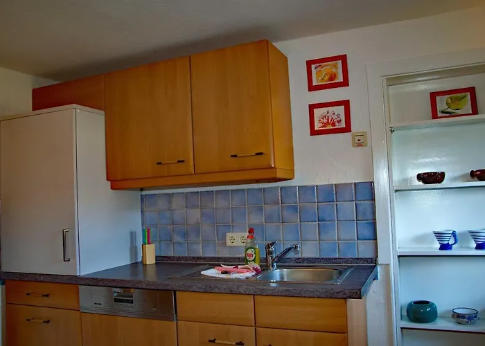 Ferienhaus Reeddachhaus Mit Seeblick - Ruhe - Traumhafter Lage Am Selliner Sellin (Rugen)